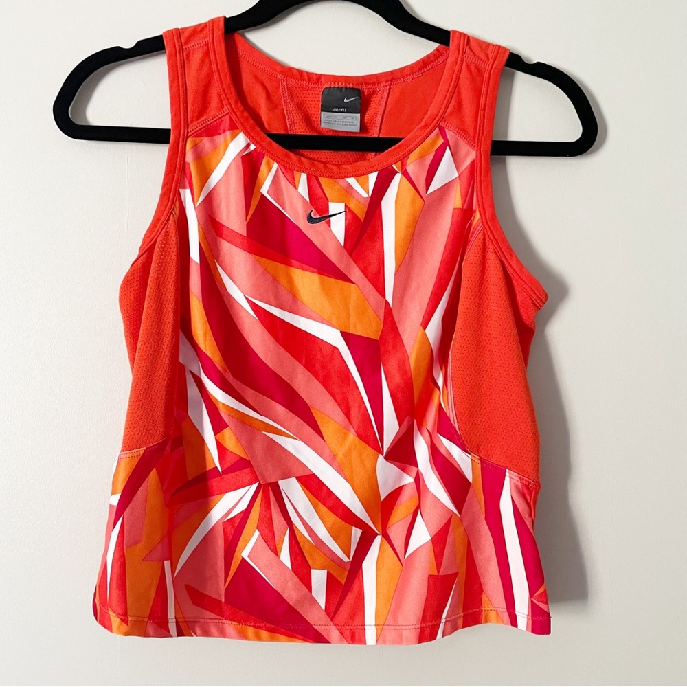 Nike Dry Fit Orange & Red geometric print mesh cropped tank top size medium